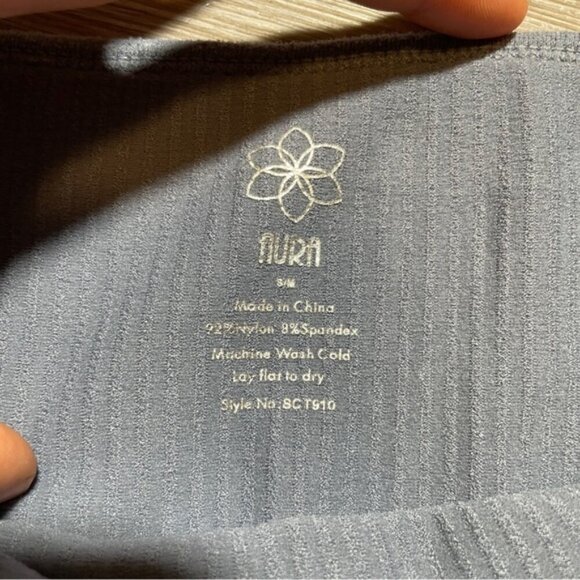 Aura Ribbed V Neck Tank Top Small Stretchy Sleeveless - Picture 4 of 5